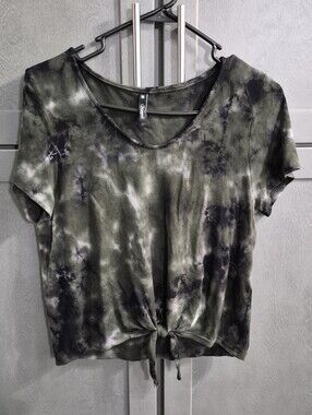 Viereck Tie-Front Olive Tie-Dye Short Sleeve Top